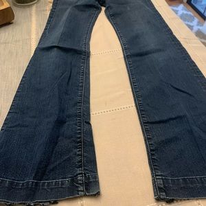 Good condition , the backup has a little wear.